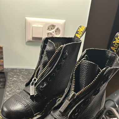 Dr. Martens Sinclair