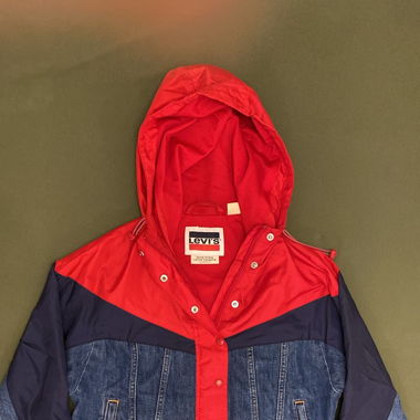 Levi’s jacket 