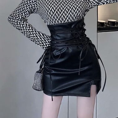 Mini-jupe en cuir