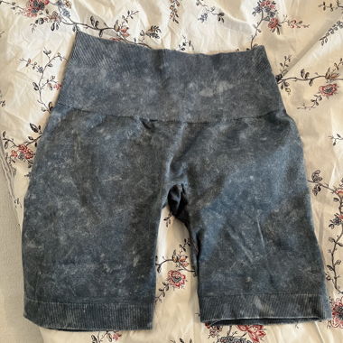 Optive Initium 2.0 Scrunch Short