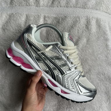  Asics Kayano 14 rose argenté baskets running