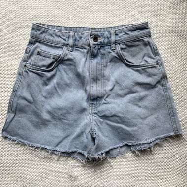 Denim Shorts von Zara