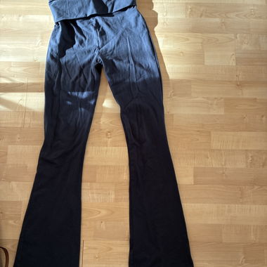 pantalon évasé en tissu bleu