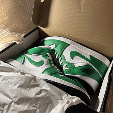 Air Jordan 1 Mid Verde