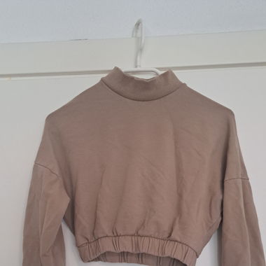 Pull crop 
