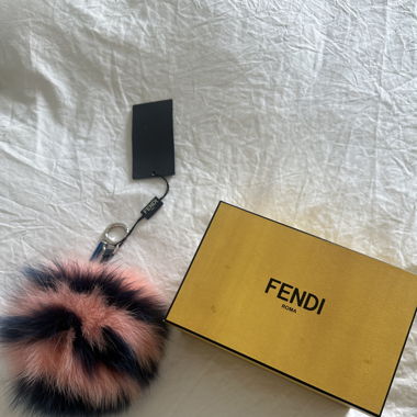 Pom-Pom Charm blue/pink Fendi 