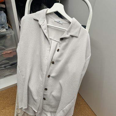 Camicia in velluto a coste bianca con bottoni