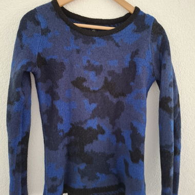 Maglione con maniche lunghe blu-nero