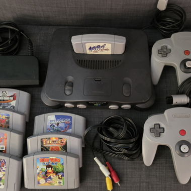 Bundle Nintendo 64 & accessori & giochi