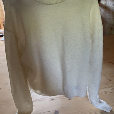 White knitted sweater