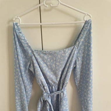 Blumen-Kleid 