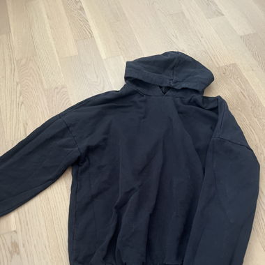 Basic Black Hoodie 