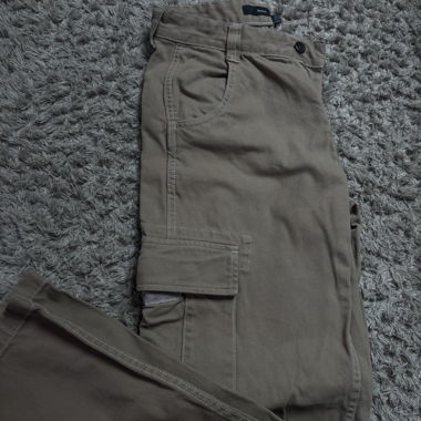 Pantalon Cargo Bershka taille 36