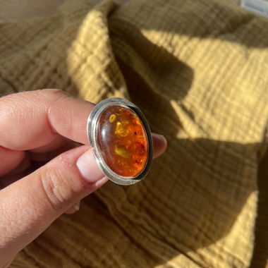 Bague en ambre avec monture en argent vintage