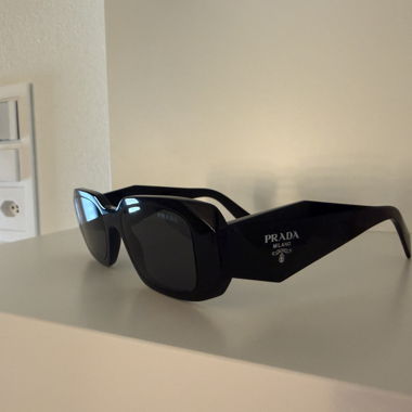 Prada Sonnenbrille 