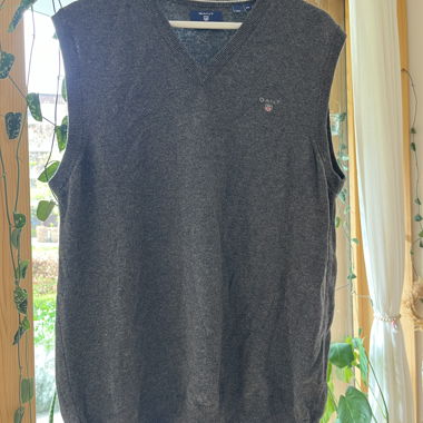 GANT Knit Sweater Vest