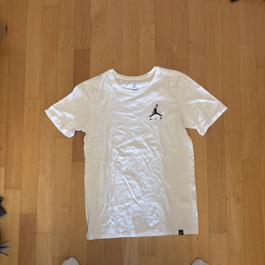 Jordan shirt