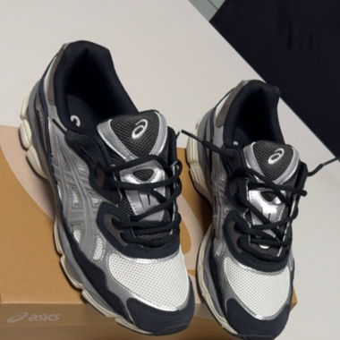 ASICS SportStyle GEL-NYC UNISEX ivory/ clay grey 