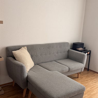 Canapé 3 places gris avec ottoman