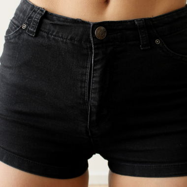 Short en jean stretch, noir, délavé