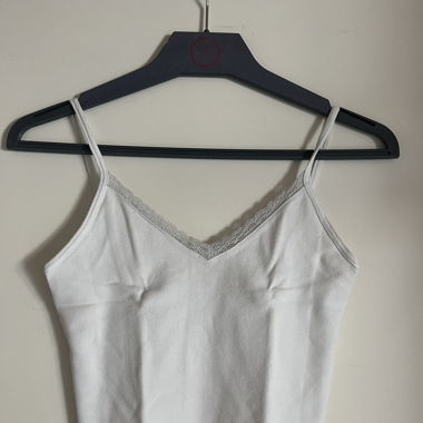 BRANDY MELVILLE - set of two tank tops