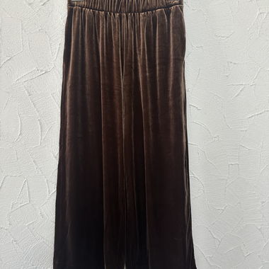 UNIQLO Velvet Wide-Leg Culottes