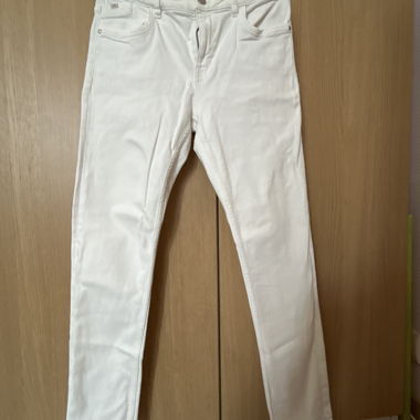 Langer dicker weisser Hose