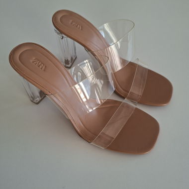 Sandales à talons hauts transparentes ZARA - T 39