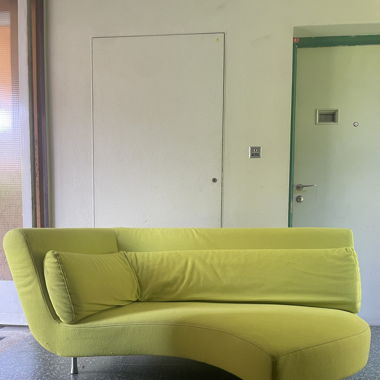 grünes Ligne Roset Sofa, Ying&Yang Kollektion