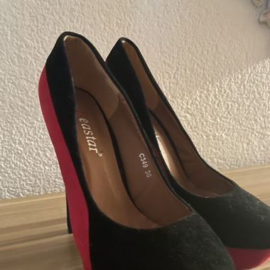 Stylische High Heels