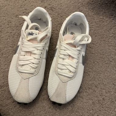 Nike sneakers blanches