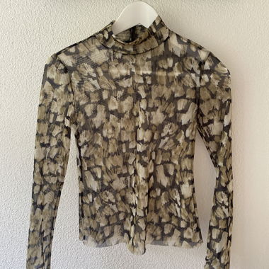Longsleeve in mesh con motivo