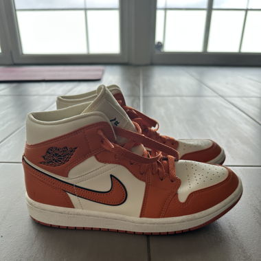 Chaussures Jordan Air Force 1 mid