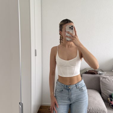 Bershka Schnür-Crop-Top