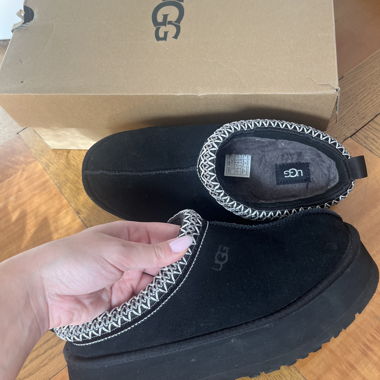 UGG Tazz