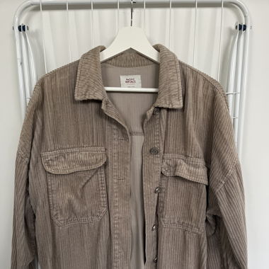 Leichte Jacke