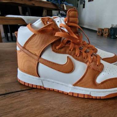 NIKE AIR