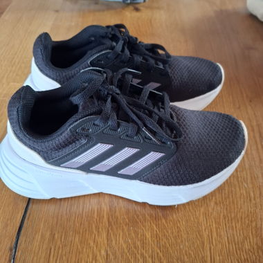 Chaussure de sport 
