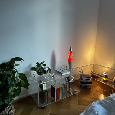 Midcentury Plexiglas Beistellisch