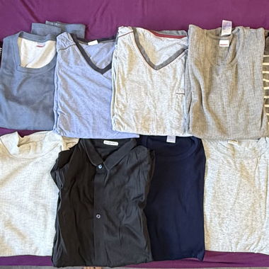 Lotto di 12 maglioni/pigiama/polo uomo