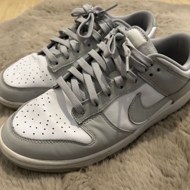 Nike Sneaker grey white