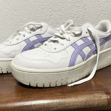Asics women's shoes size 40