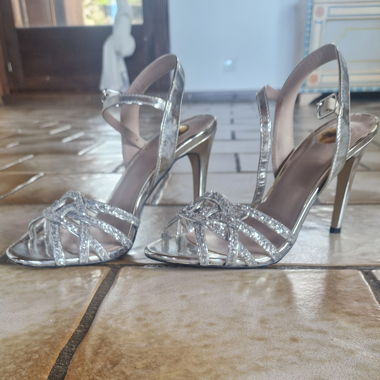 Buffalo high heels offen