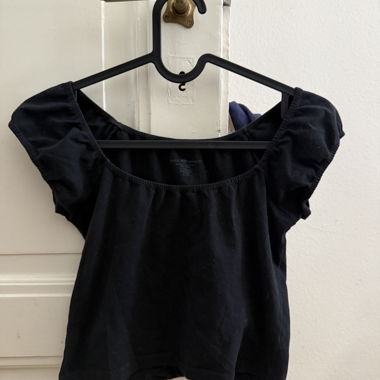 Black short-sleeve top