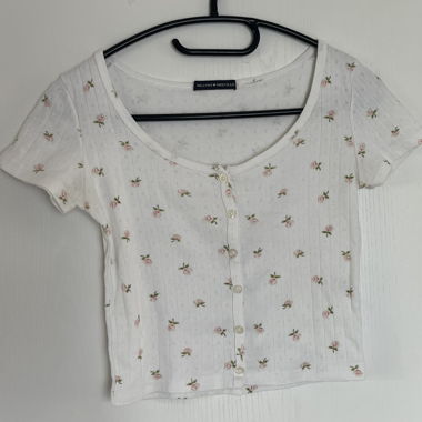 Brandy Melville Floral Shirt