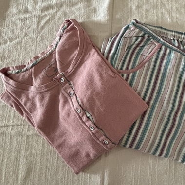 Ensemble de pyjama à rayures