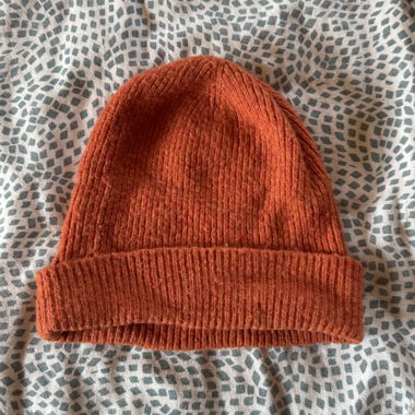 Bonnet en maille orange