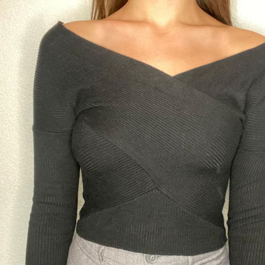 Pull noir