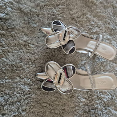 Ancuta sarca heels