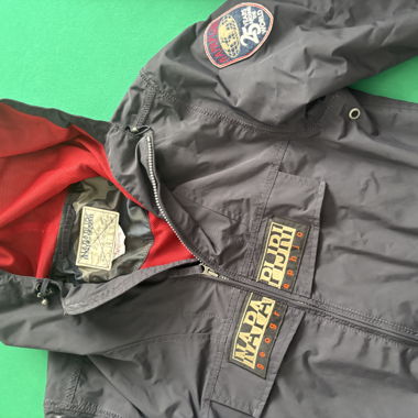 Napapijri Windjacke mit Kapuze, schwarz